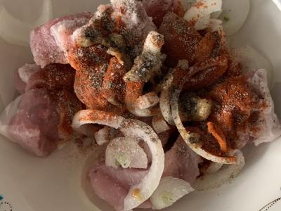 Kiaulienos šašlykas raugintuose kvapuose Žingsnis 2