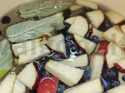 Miško mėlynių kompotas su obuoliu Žingsnis 4