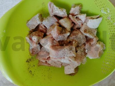 Bulvės su mėsa ir grybais orkaitėje Žingsnis 2