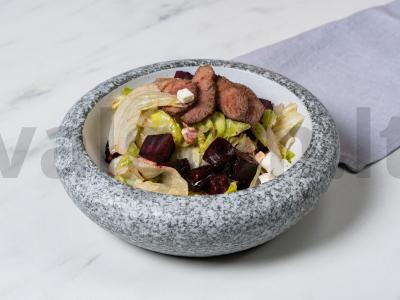 Salotas su roastbeefu ir feta sūriu pagrindine nuotrauka