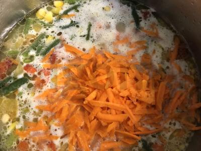 Lengvas žirnių sriuba su šaldytais daržovėmis Žingsnis 6