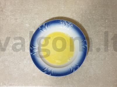 Sūrio skrudinta duona orkaitėje Žingsnis 1