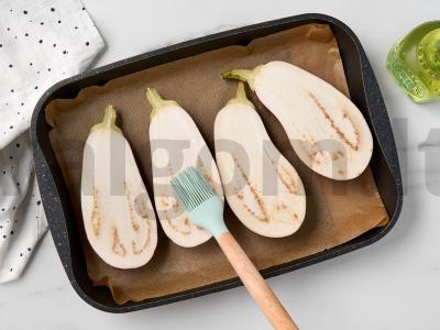 Įdarytos baklažanų valtelės Žingsnis 1