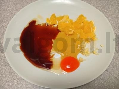 Anties šlaunelės apelsinų marinate, keptos su obuoliais Žingsnis 1