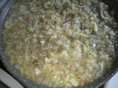 Penne su konservuotomis sardinėmis ir troškintu svogūnu Žingsnis 2