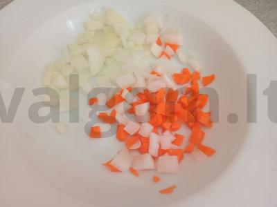 Sriuba-pyragas su miško grybais ir keptais pievagrybiais Žingsnis 3