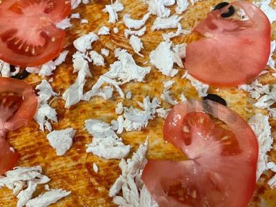 Namų pica su vištienos filė ir alyvuogėmis Žingsnis 4