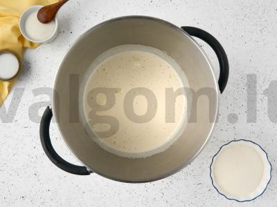 Mango biskvitinis tortas Žingsnis 1