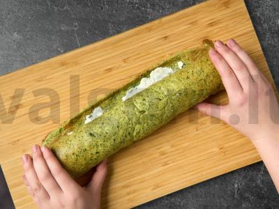 Špinatų ritinys su lašiša Žingsnis 7