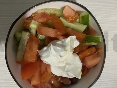 Lengvas ir sotus salotas vakarienei Žingsnis 6