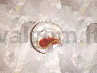 Kokteilis „Vyšnių aistra“ su viskiu Žingsnis 2