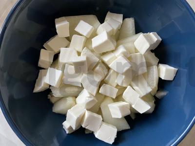 Sultingas melionų salotas su grietinėlės užuomina Žingsnis 2