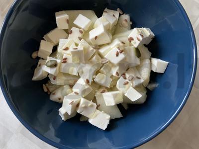 Sultingas melionų salotas su grietinėlės užuomina Žingsnis 3