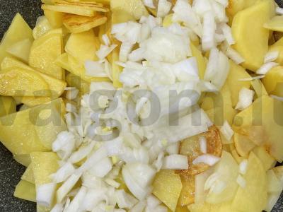 Kepta bulvė su svogūnais Žingsnis 6