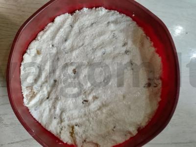 Varškės apkepas su razinomis Žingsnis 3