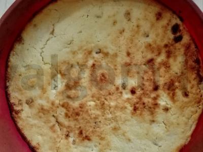 Varškės apkepas su razinomis Žingsnis 4