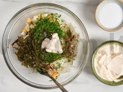 Sotūs salotas su žuvimi ir jūros kopūstais Žingsnis 4