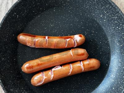 Namų dešrelės su daržovių salsa Žingsnis 1