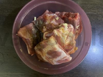 Kiaulienos šonkauliai medaus padaže Žingsnis 3