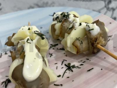 Užkandis ant iešmelių „Grybų pyragas“ pagrindine nuotrauka