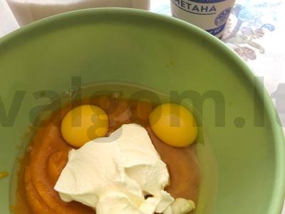 Purūs moliūgų pyragas prie arbatos Žingsnis 2