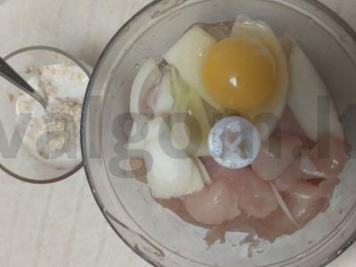 Vištienos blynai su avižomis ir sūriu Žingsnis 3