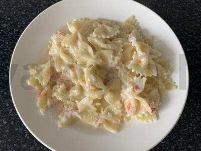 Makaronai su krabų mėsa grietinėlės padaže Žingsnis 8