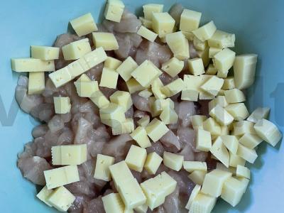 Vištienos kotletai su suluguni sūriu Žingsnis 2