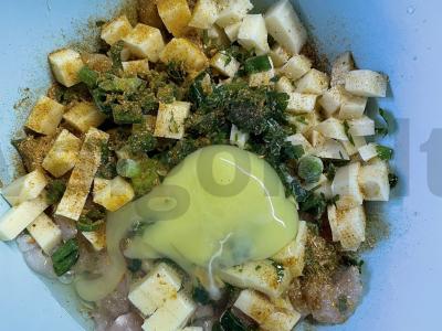 Vištienos kotletai su suluguni sūriu Žingsnis 4