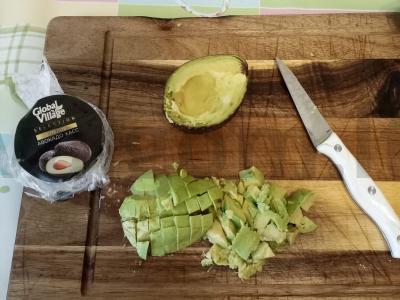 Daržovių salotas su avokadu Žingsnis 2