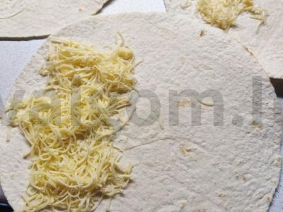 Kvesadija su vištiena Žingsnis 7