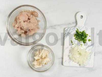 Žuvies kotletai iš paruoštos faršo Žingsnis 1