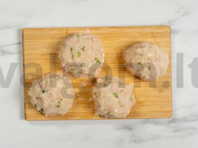 Žuvies kotletai iš paruoštos faršo Žingsnis 3