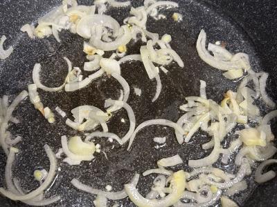 Jautienos guliašas su grikių miltais Žingsnis 2