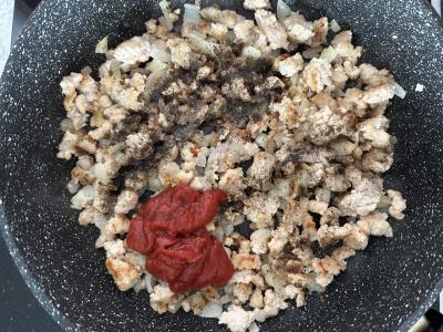 Bulvių apkepas su faršu ir pomidorų pasta Žingsnis 3