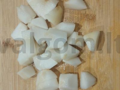 Nuostabus kriaušių ir cinamono smoothie Žingsnis 1