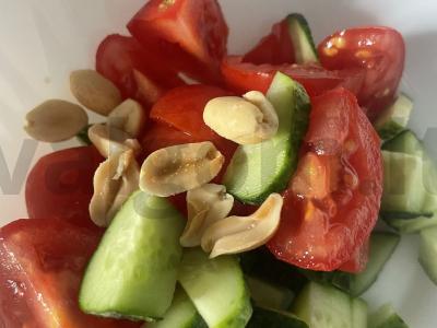 Salotas „Prima“ su žemės riešutais Žingsnis 3