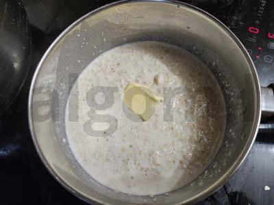 Avižinė košė su sviestu ir uogomis Žingsnis 3