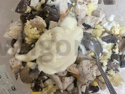 Salotas su kepta vištienos krūtinėle Žingsnis 7