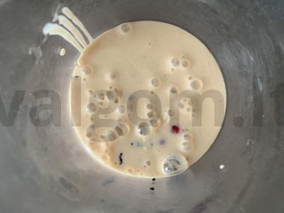 Greitas pusryčių receptas su raugintu pienu, raudonosiomis serbentėmis, avižiniais dribsniais ir aguonomis Žingsnis 4