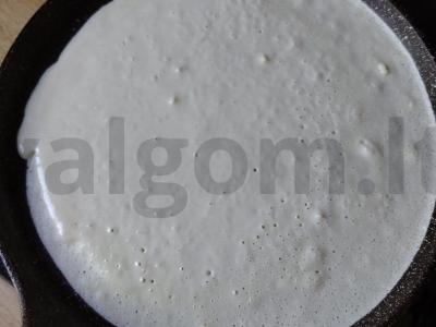 Blynai iš rūgštaus pieno pusryčiams Žingsnis 4