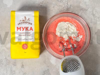 Rožiniai keksiukai vasario 14-ąją Žingsnis 3