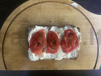 Viso grūdo duonos tostai su kiaušiniene Žingsnis 3