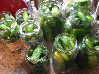 Marinuoti agurkai su actu Žingsnis 2