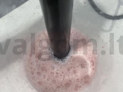 Kokteilis „Braškės nuotaika“ Žingsnis 3