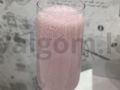 Kokteilis „Braškės nuotaika“ Žingsnis 5