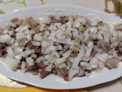 Klasikinis receptas salotai „Silkė po kailiu“ Žingsnis 3