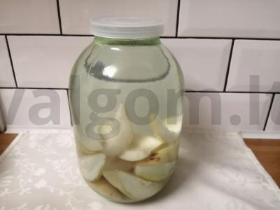 Kriaušių kompotas žiemai pagrindine nuotrauka