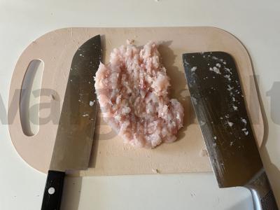 Smulkintos vištienos kotletai Žingsnis 4