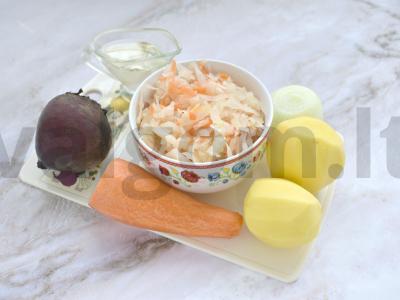 Namų barščiai su raugintais kopūstais Žingsnis 1